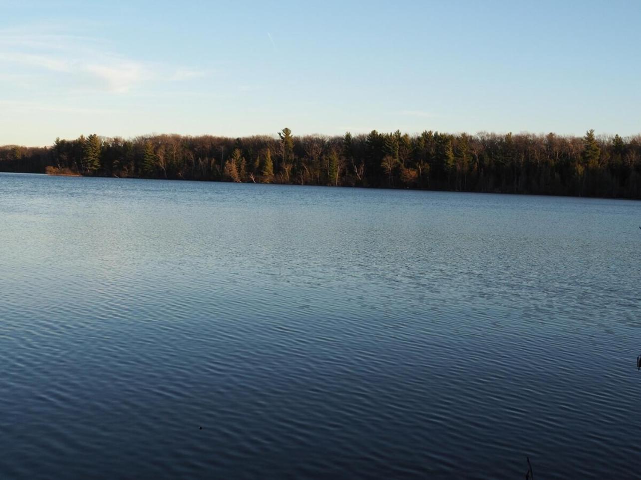 The Green Lake Getaway - Shared Lake Access! Interlochen Dış mekan fotoğraf